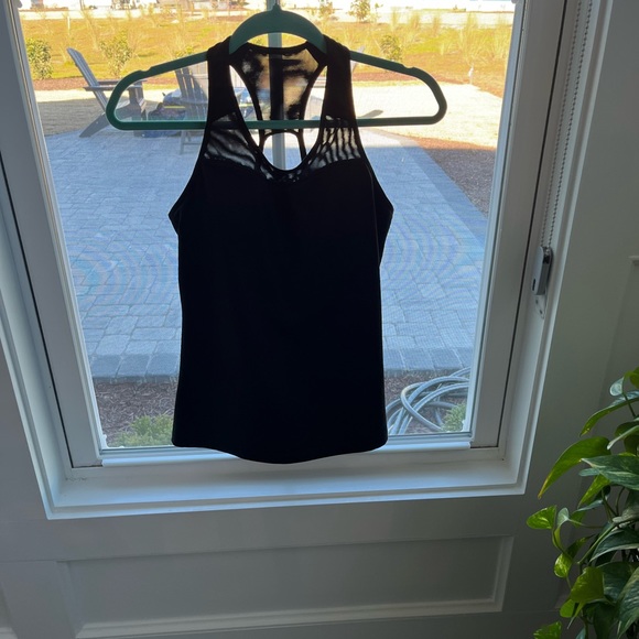 Athleta Workout Top - Picture 4 of 4